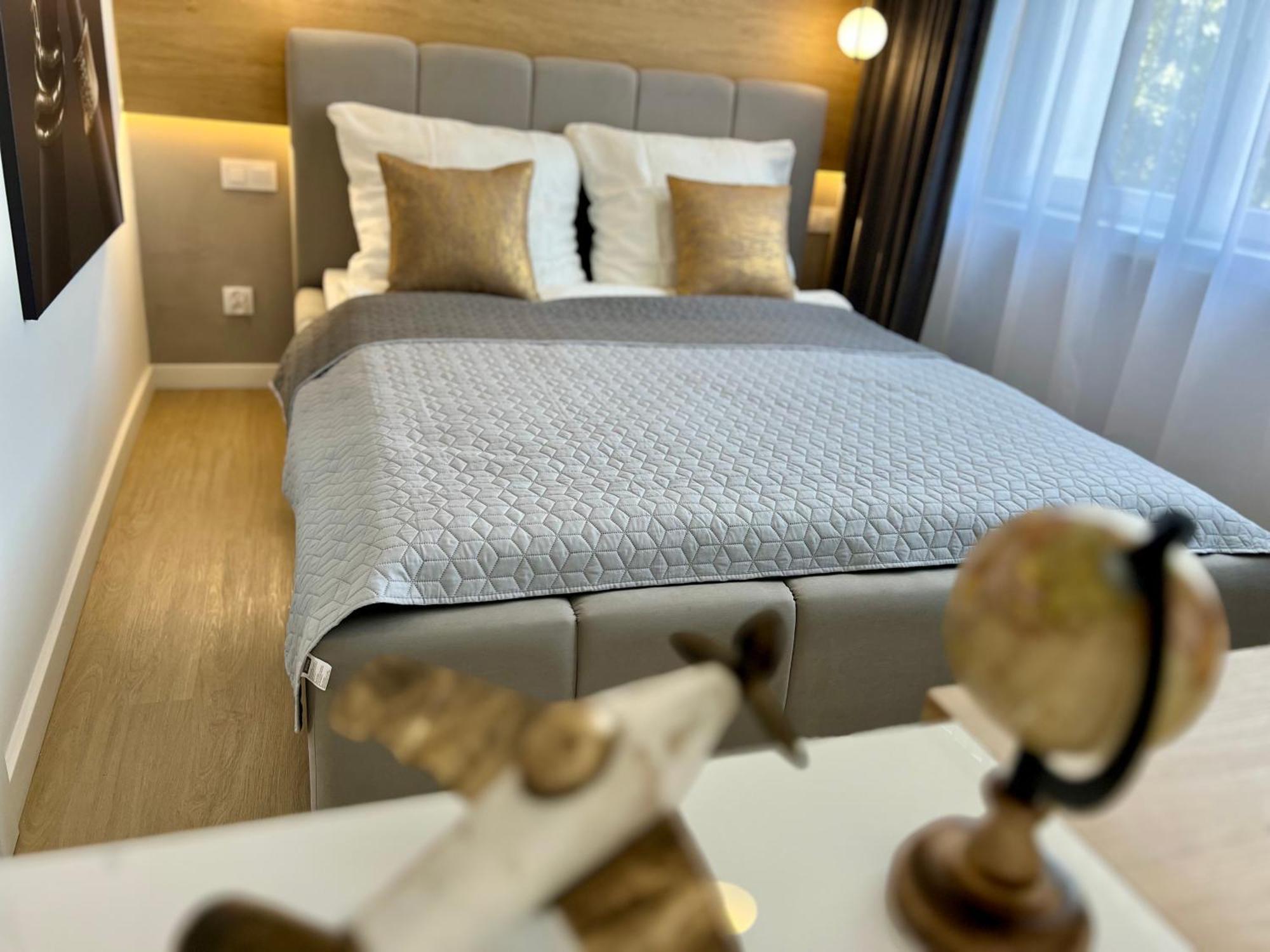 לודז' M&S Lux Apartments Kochanowskiego מראה חיצוני תמונה